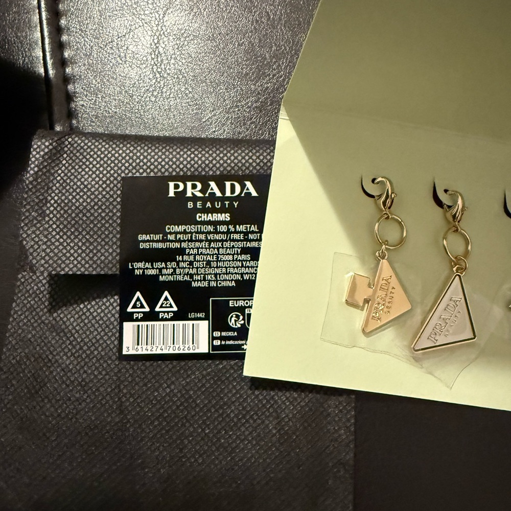 NEW Prada reversible Black/lime beauty Tote Bag with charms and smaller pouch - Picture 5 of 6